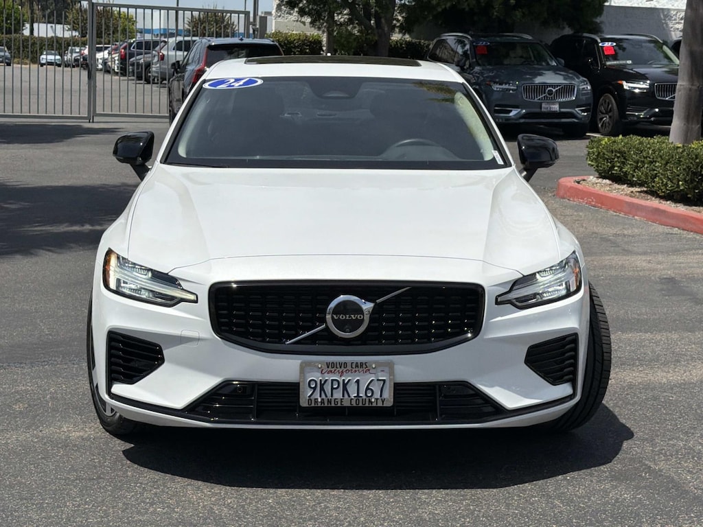 Certified 2024 Volvo S60 Recharge Plug-In Hybrid T8 eAWD PHEV Plus Dark Theme Car