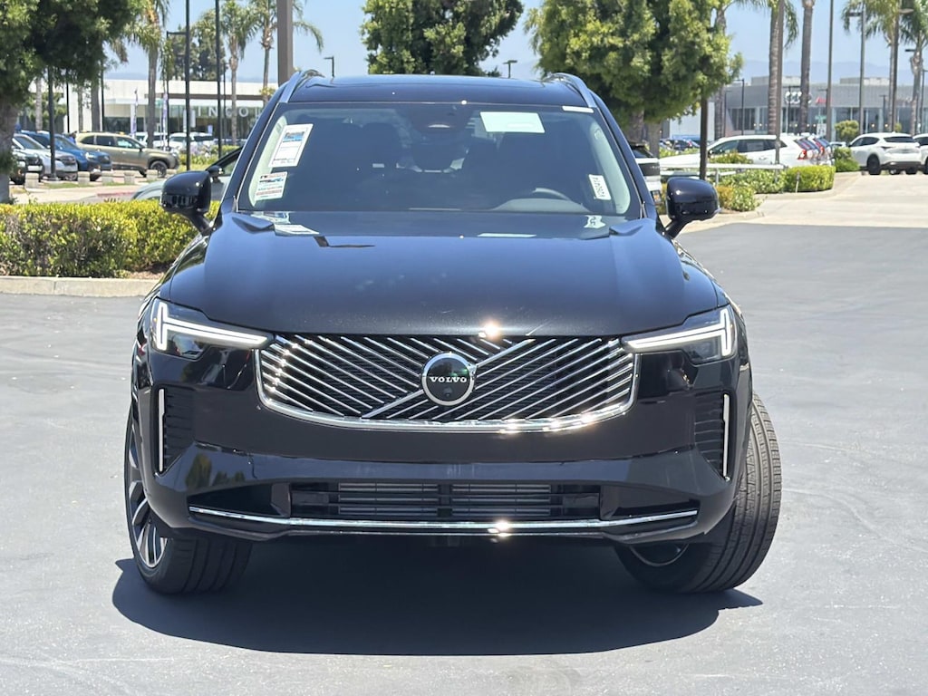 New 2026 Volvo XC90 plug-in hybrid T8 Plus 7-Seater SUV