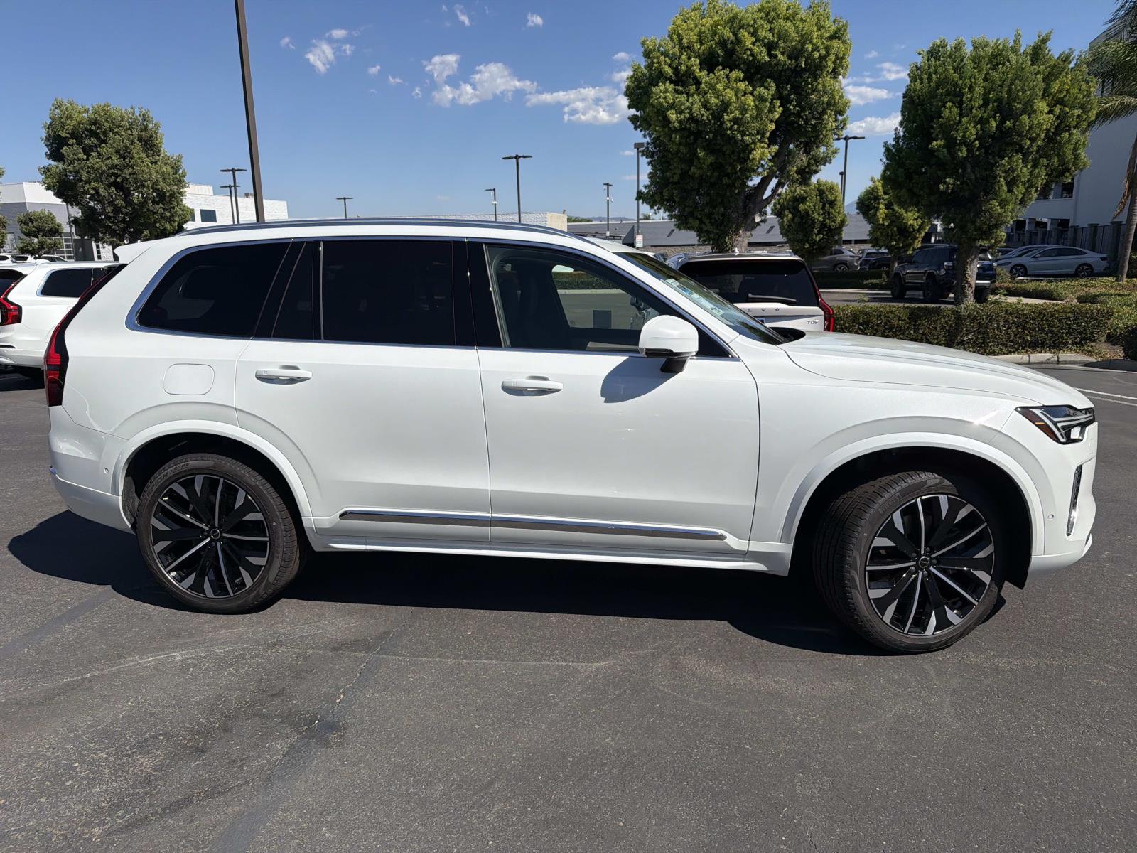 New 2026 Volvo XC90 plug-in hybrid T8 Plus 7-Seater SUV