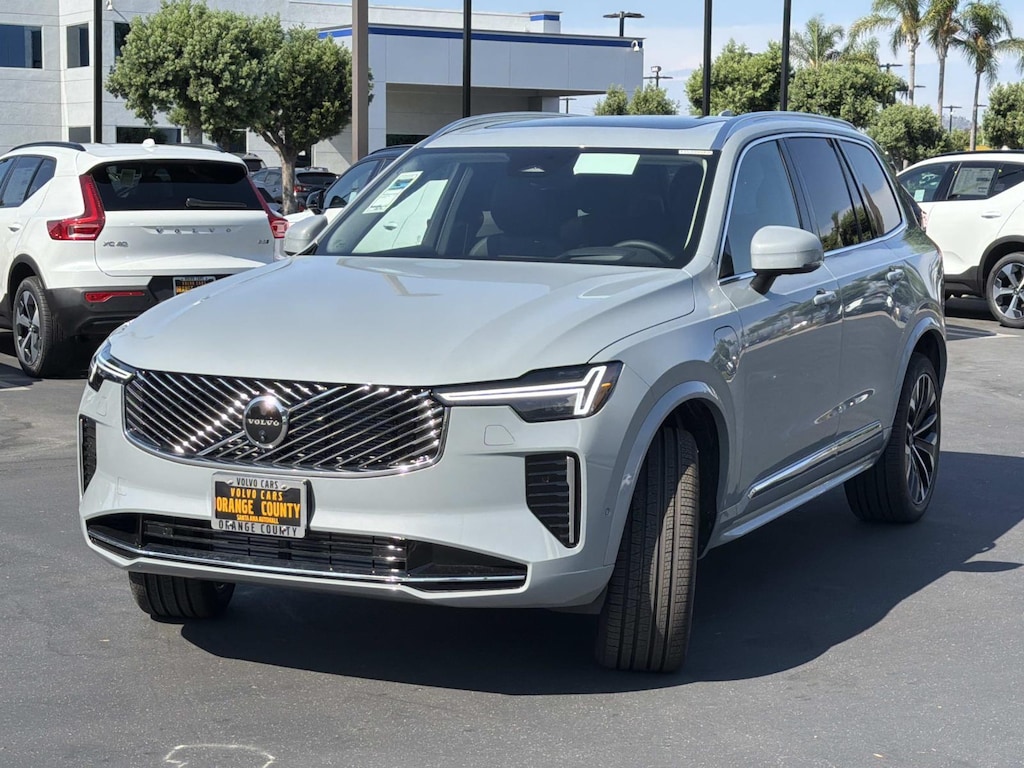 New 2026 Volvo XC90 plug-in hybrid T8 Ultra 7-Seater SUV