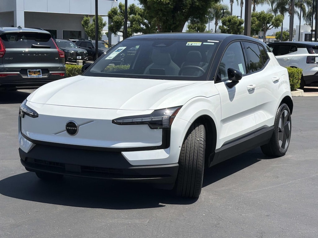 New 2026 Volvo EX30 Twin Motor Ultra SUV