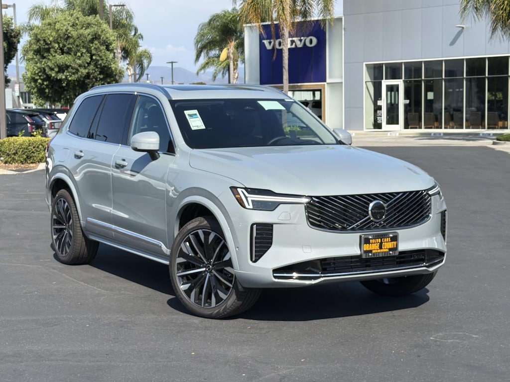 New 2026 Volvo XC90 plug-in hybrid T8 Ultra 7-Seater SUV