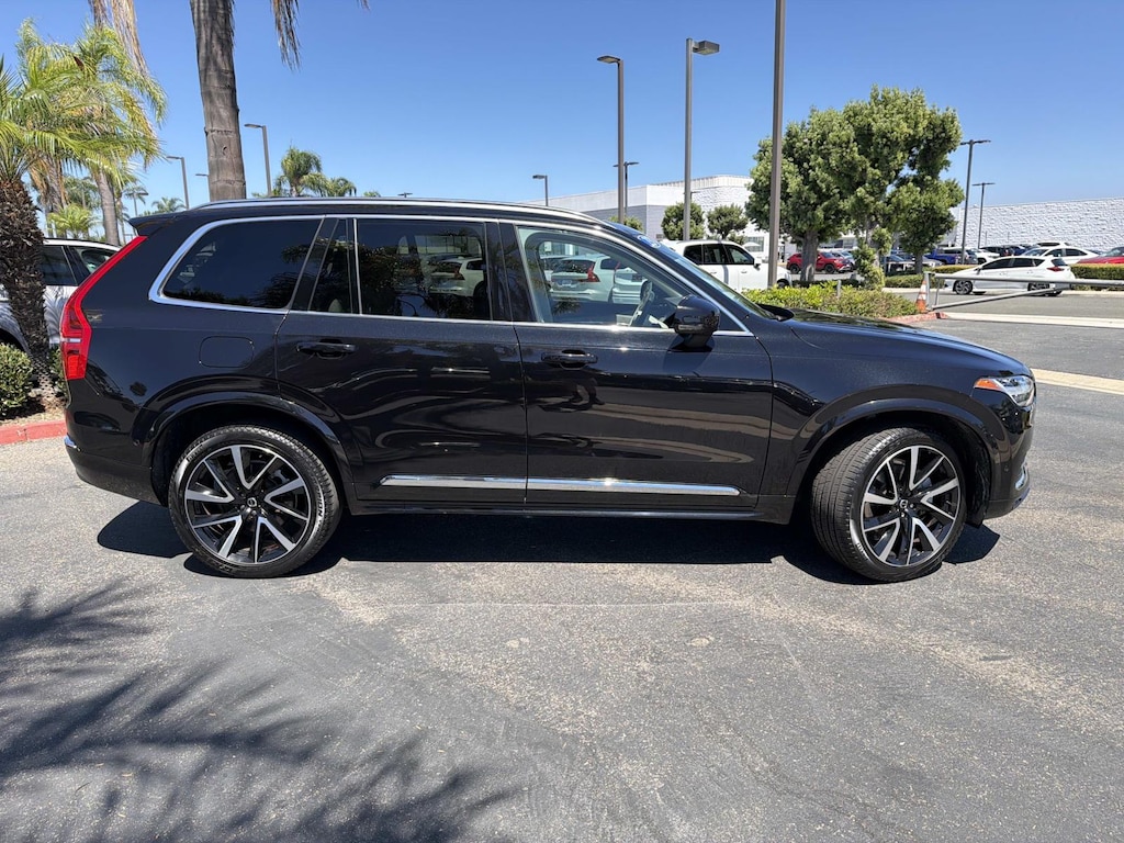 Certified 2023 Volvo XC90 B6 AWD Plus 7P Sport Utility