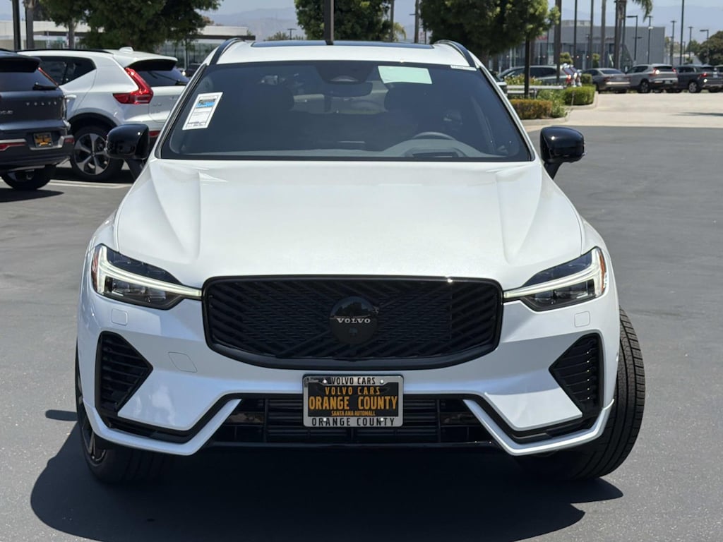 New 2026 Volvo XC60 plug-in hybrid T8 Ultra Black Edition SUV
