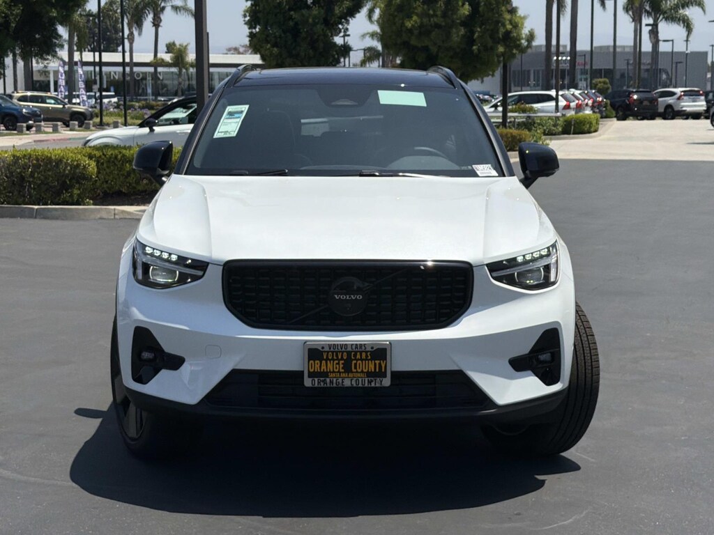 New 2026 Volvo XC40 B5 Ultra Black Edition SUV