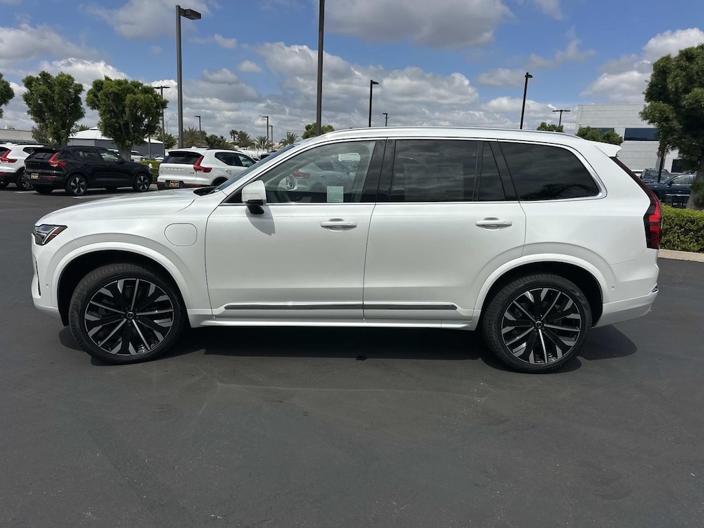 New 2026 Volvo XC90 plug-in hybrid T8 Ultra 7-Seater SUV