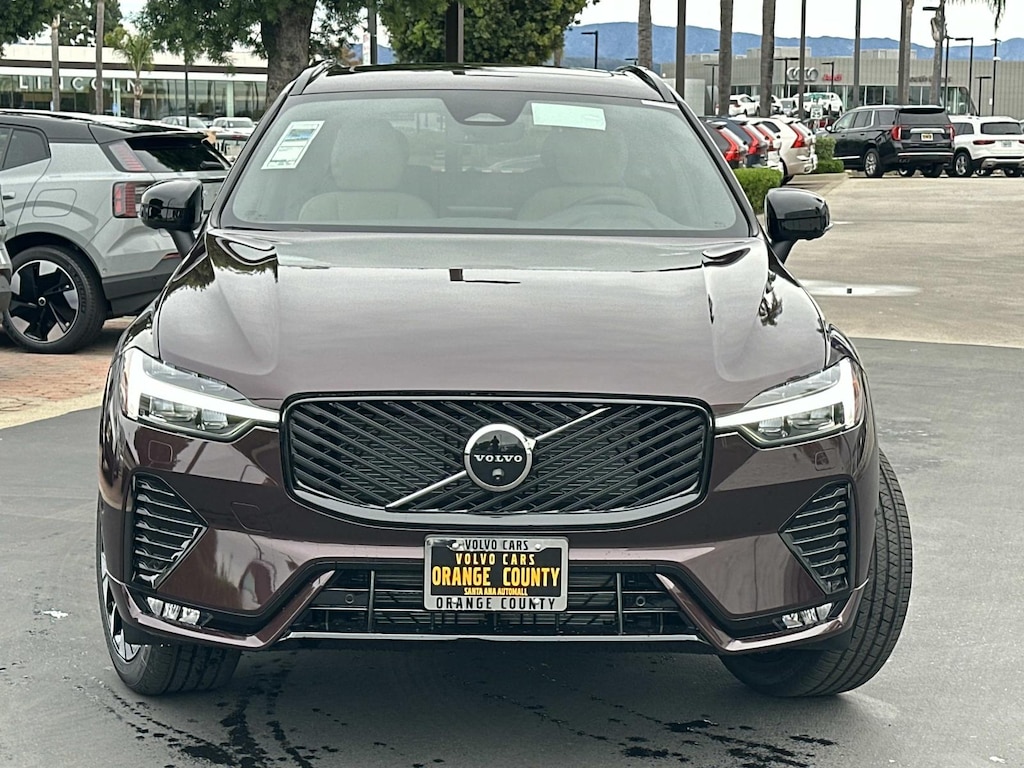New 2026 Volvo XC60 B5 Plus SUV