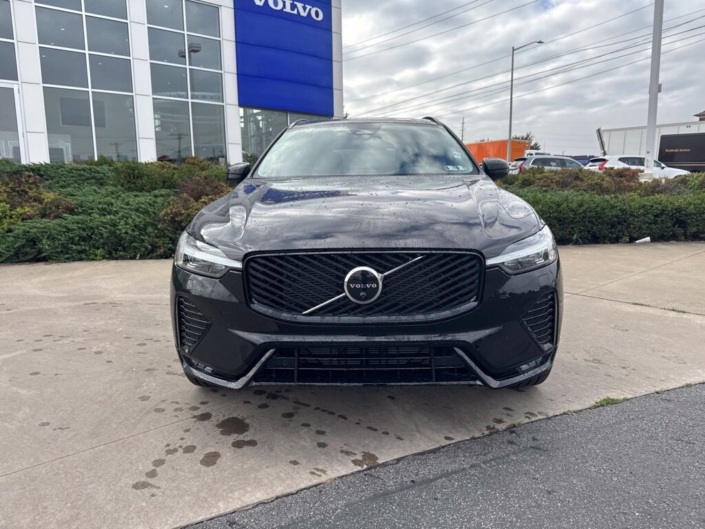 New 2027 Volvo XC60 B5 Ultra SUV
