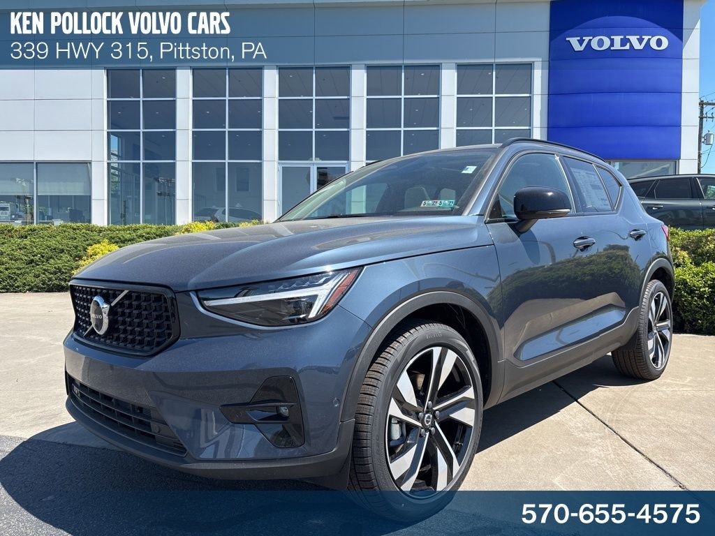 New 2026 Volvo XC40 B5 Ultra SUV