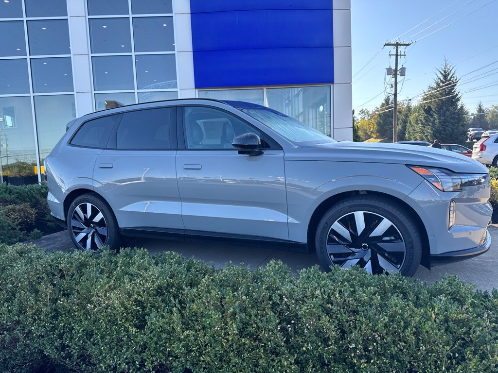 New 2026 Volvo EX90 Twin Motor Performance Ultra 7-Seater SUV