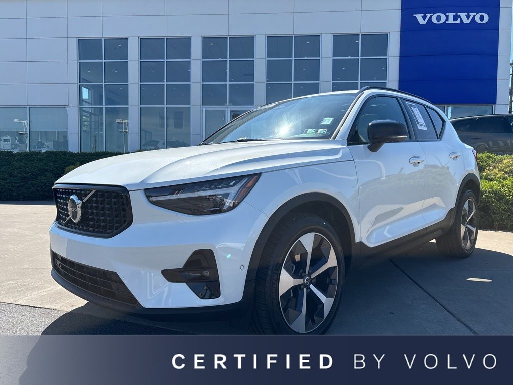 2026 Volvo XC40