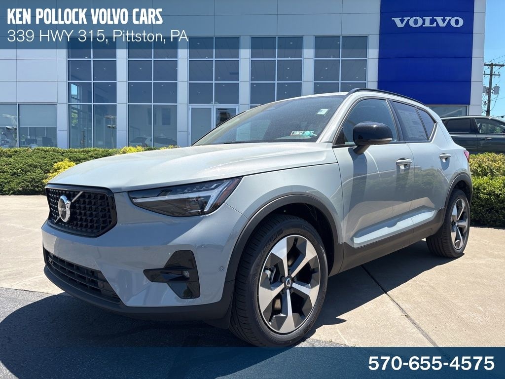 Used 2026 Volvo XC40 B5 Plus SUV