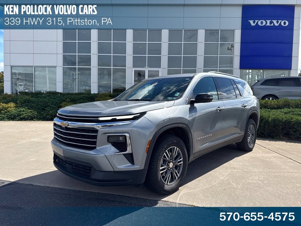 Used 2026 Chevrolet Traverse LT SUV