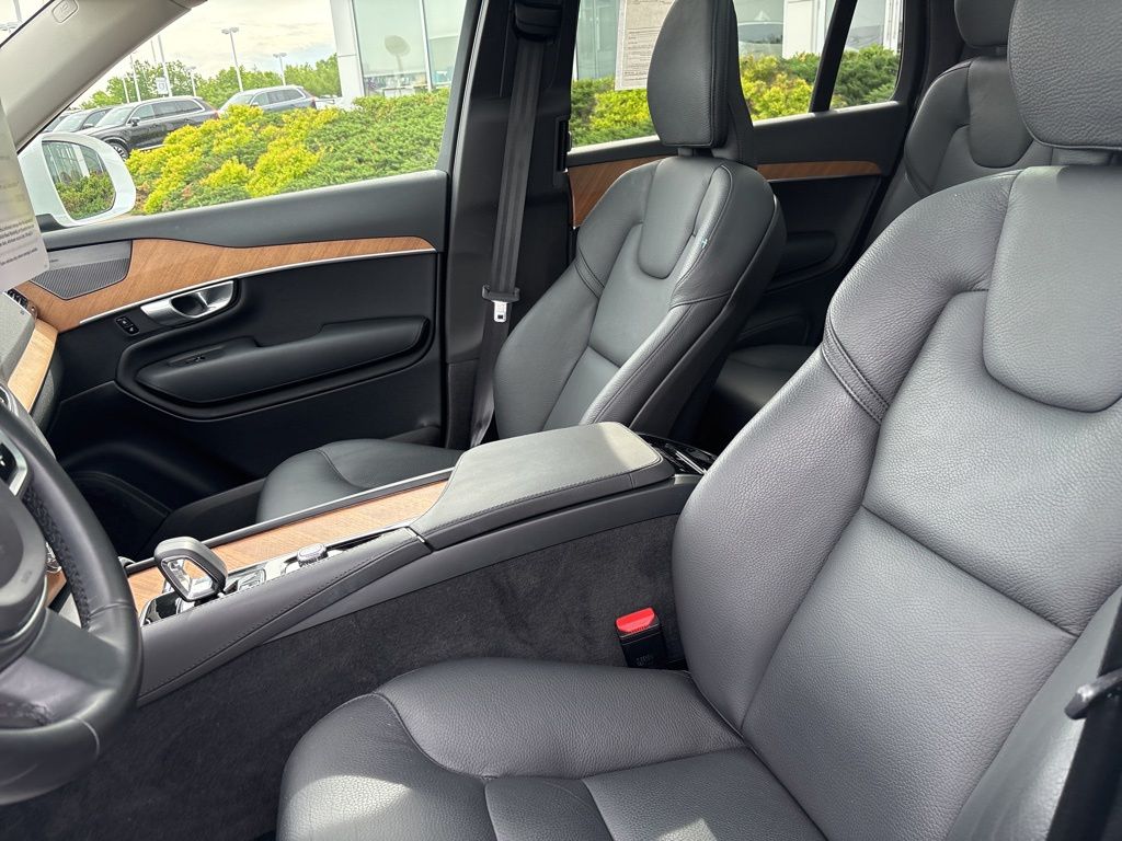 2023 Volvo XC90 Plus - Photo 13