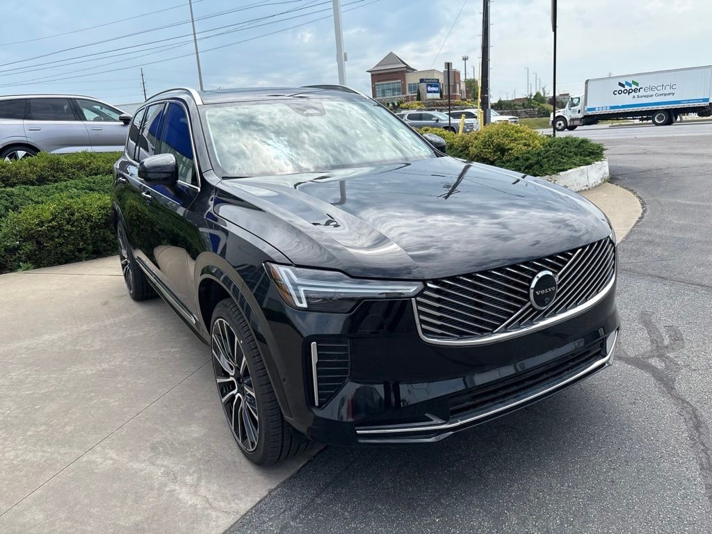 New 2026 Volvo XC90 B6 Plus 7-Seater SUV