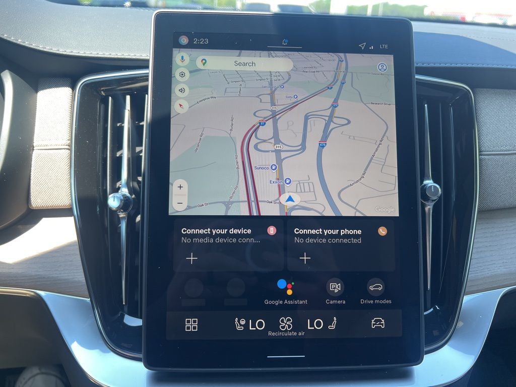 2026 Volvo XC90 Plus - Photo 21