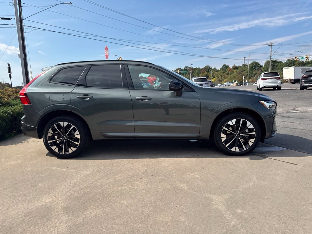 New 2027 Volvo XC60 Plus SUV
