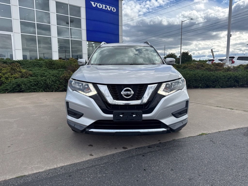 Used 2017 Nissan Rogue SV SUV