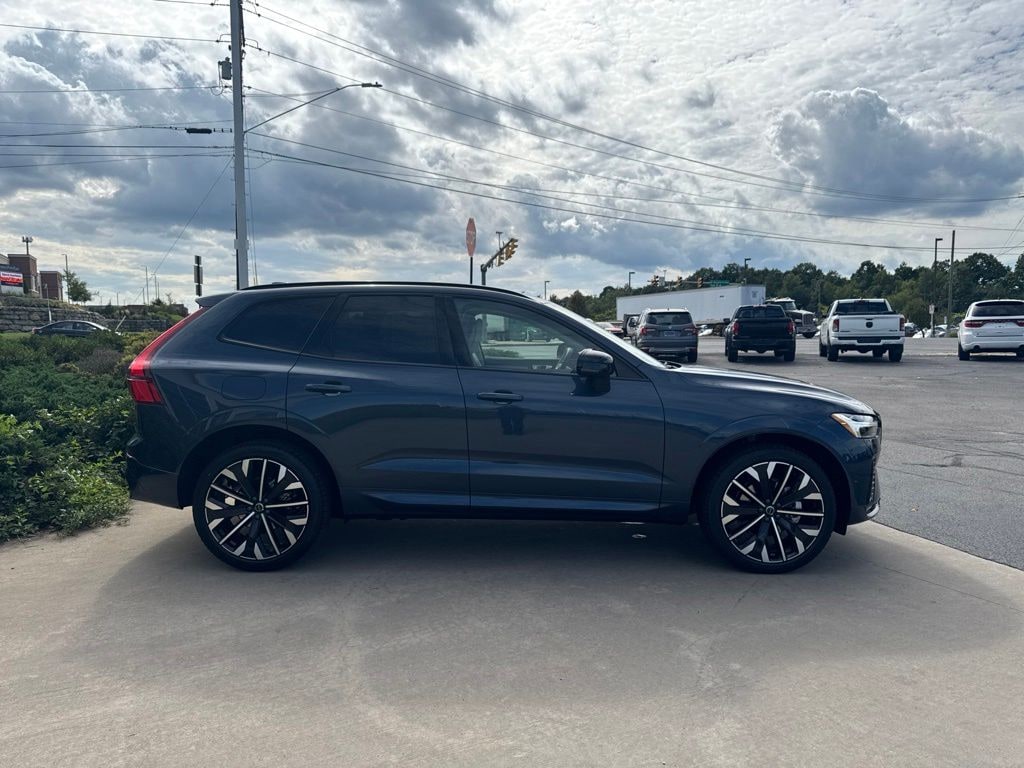 New 2027 Volvo XC60 B5 Ultra SUV