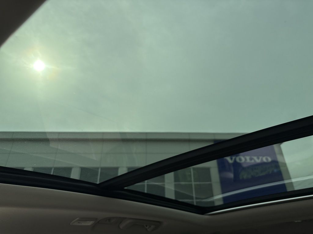 2023 Volvo XC90 Plus - Photo 20