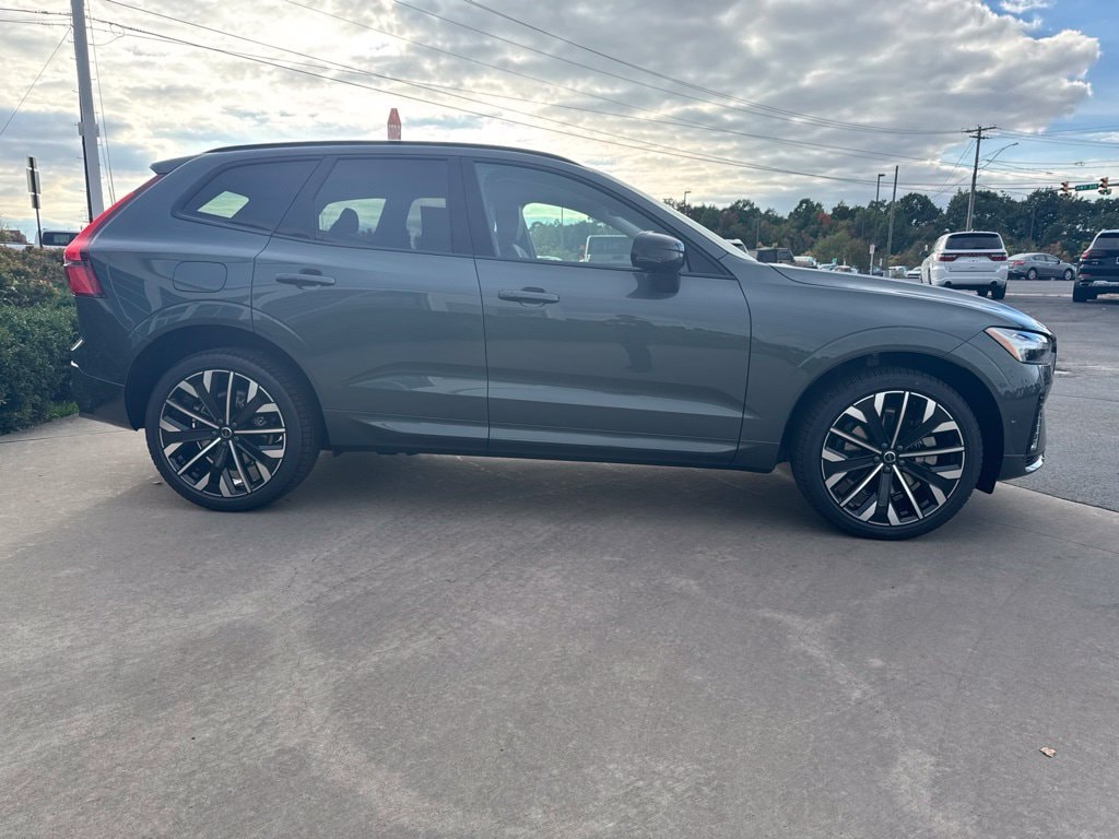 New 2027 Volvo XC60 plug-in hybrid T8 Ultra SUV