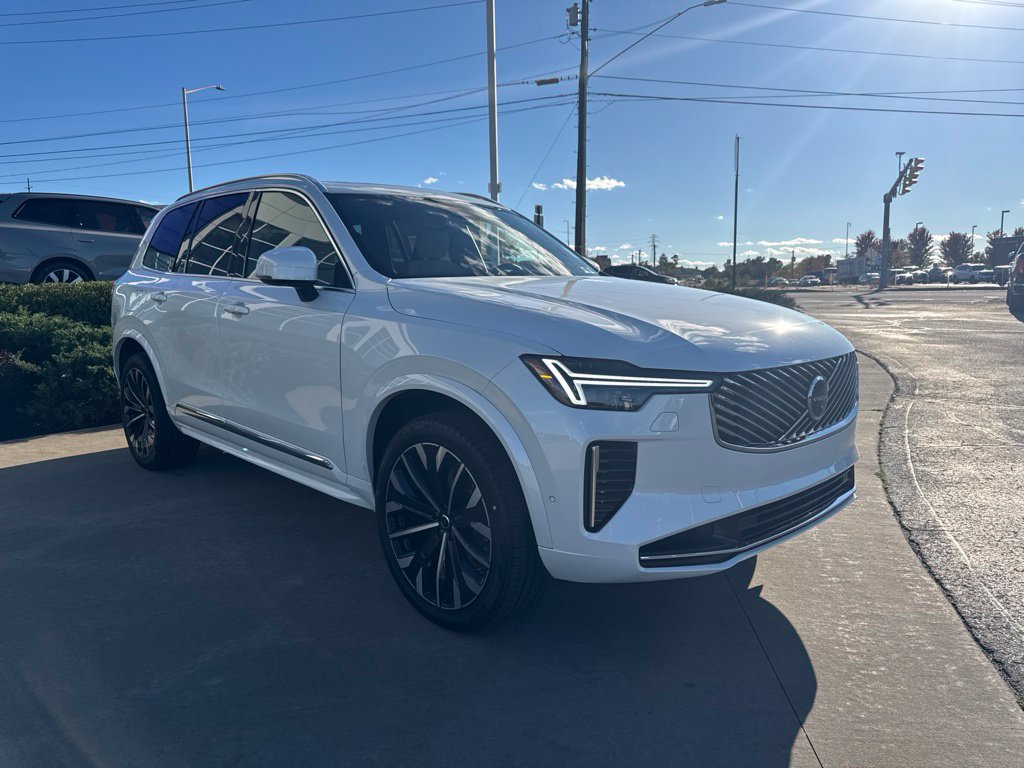 New 2027 Volvo XC90 plug-in hybrid T8 Plus 6-Seater SUV