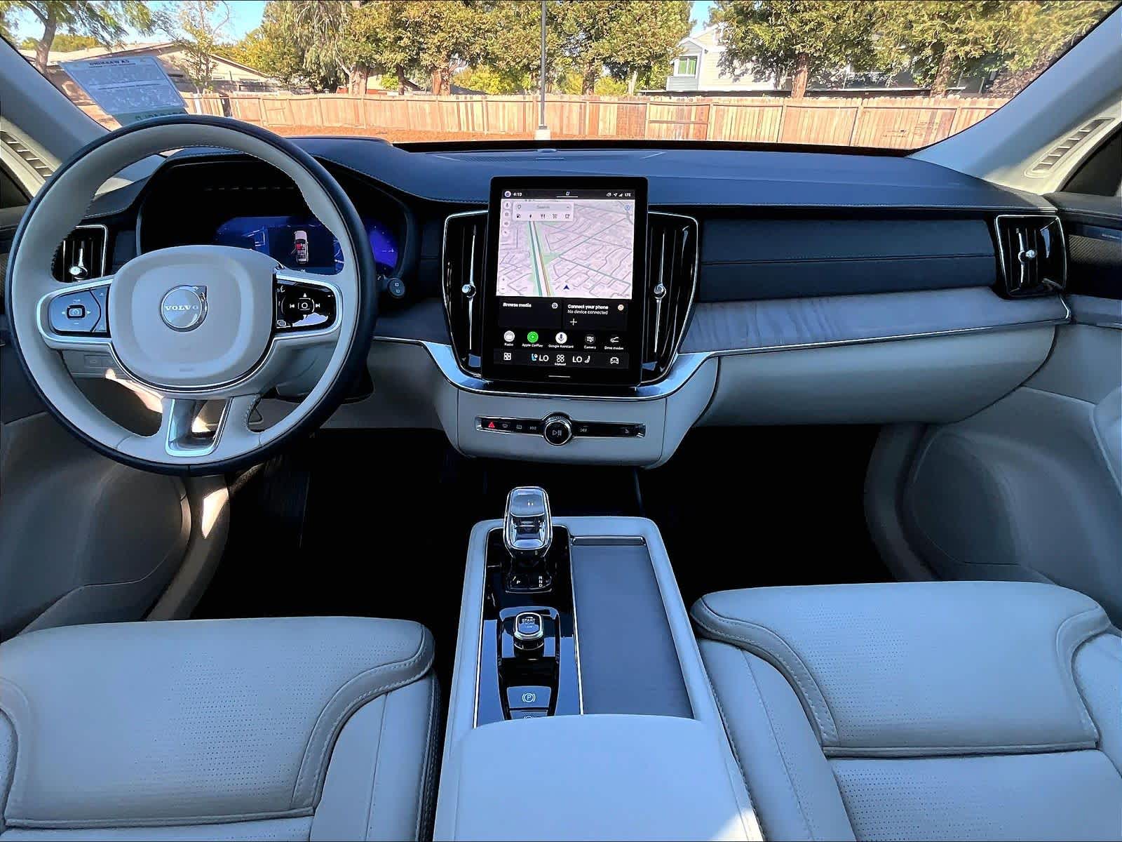 2026 Volvo XC90 Ultra - Photo 18
