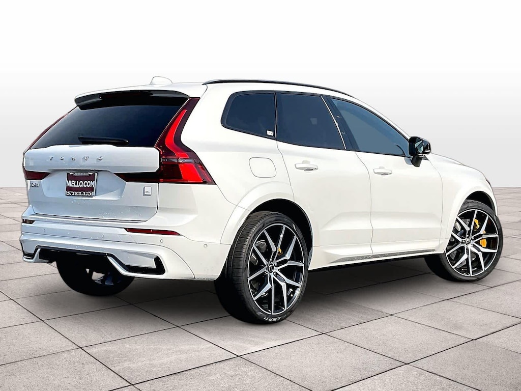 New 2026 Volvo XC60 plug-in hybrid T8 Polestar Engineered SUV