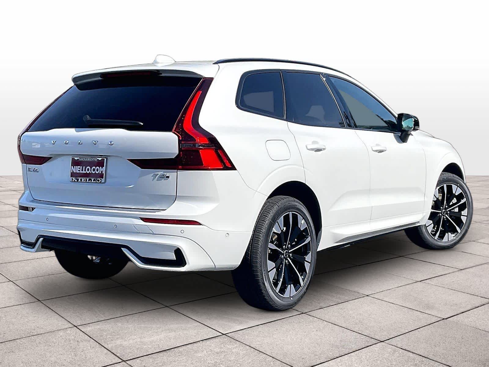 Used 2026 Volvo XC60 plug-in hybrid T8 Plus SUV