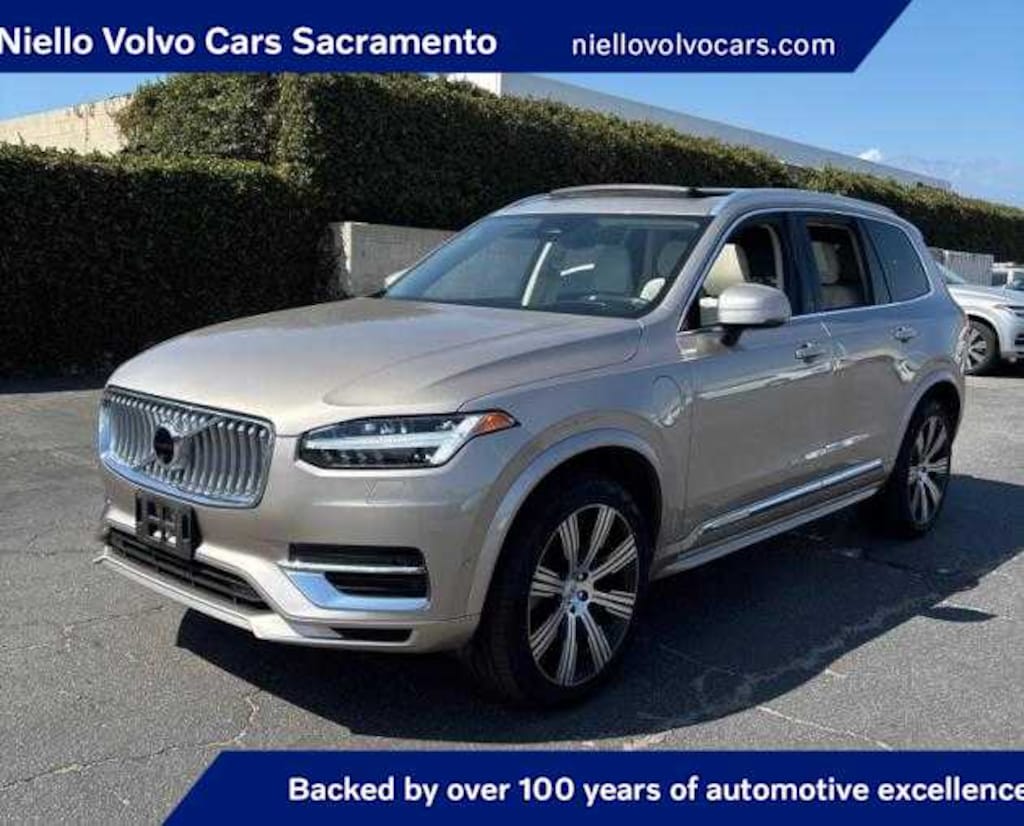 Used 2024 Volvo XC90 Recharge Plug-In Hybrid Ultimate Bright Theme T8 eAWD PHEV 7P