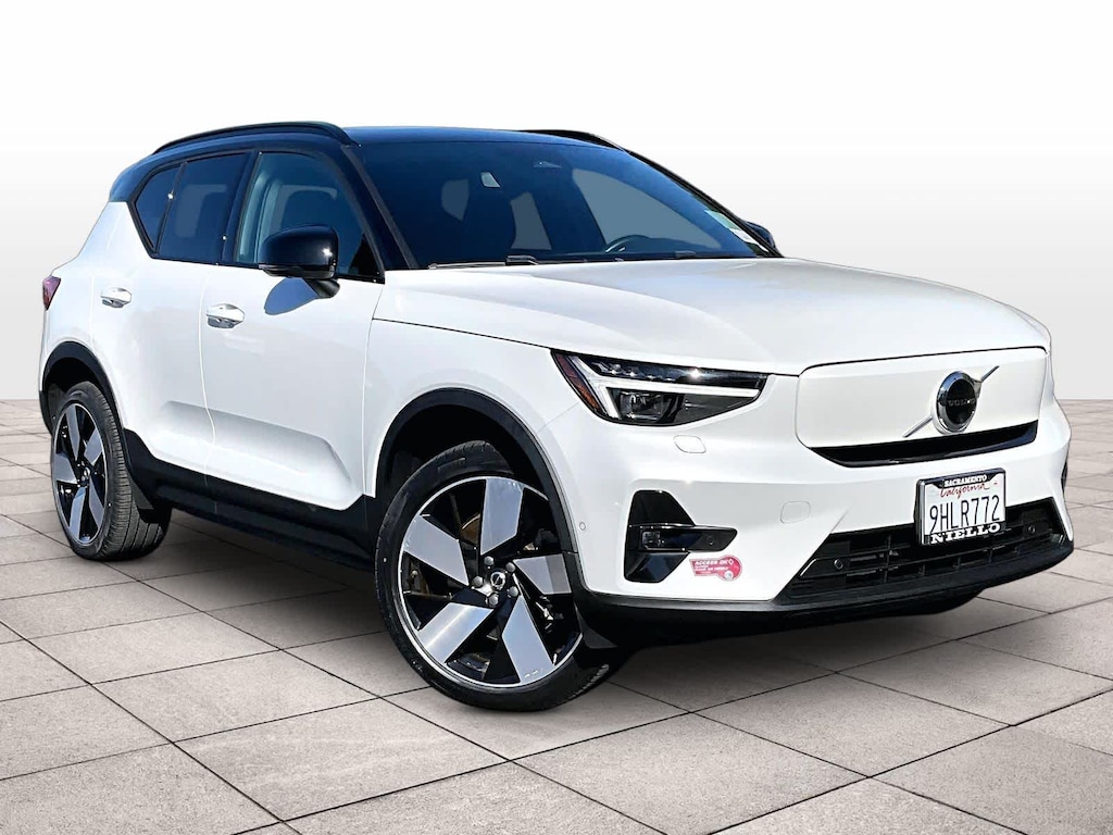 Used 2023 Volvo XC40 Recharge Pure Electric Ultimate Twin eAWD
