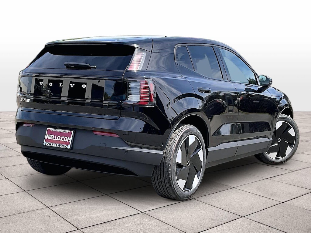 New 2026 Volvo EX30 Twin Motor Ultra SUV