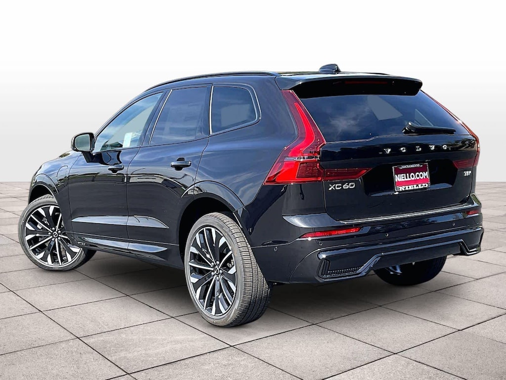 New 2027 Volvo XC60 plug-in hybrid T8 Ultra SUV