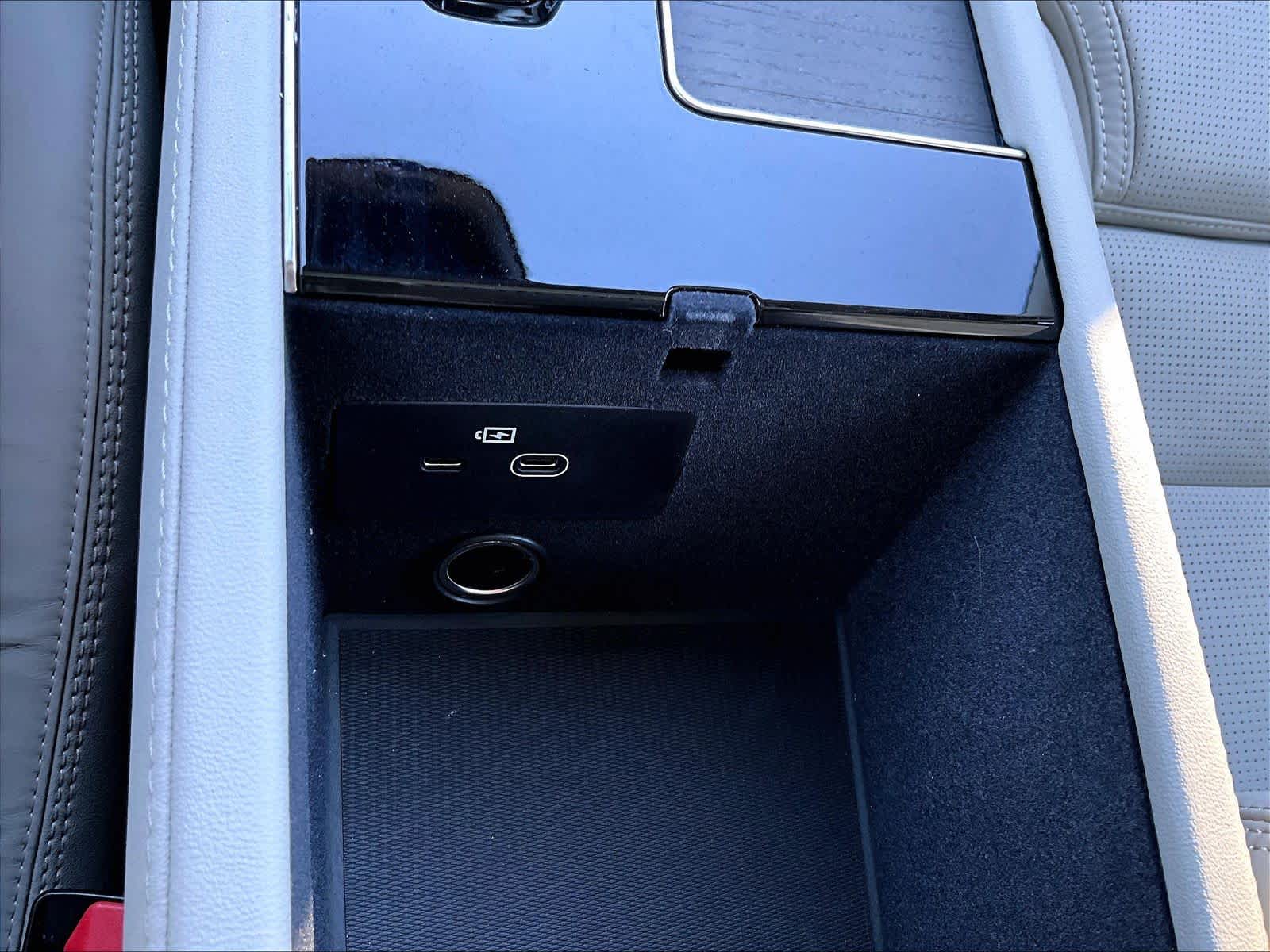 2026 Volvo XC90 Ultra - Photo 38