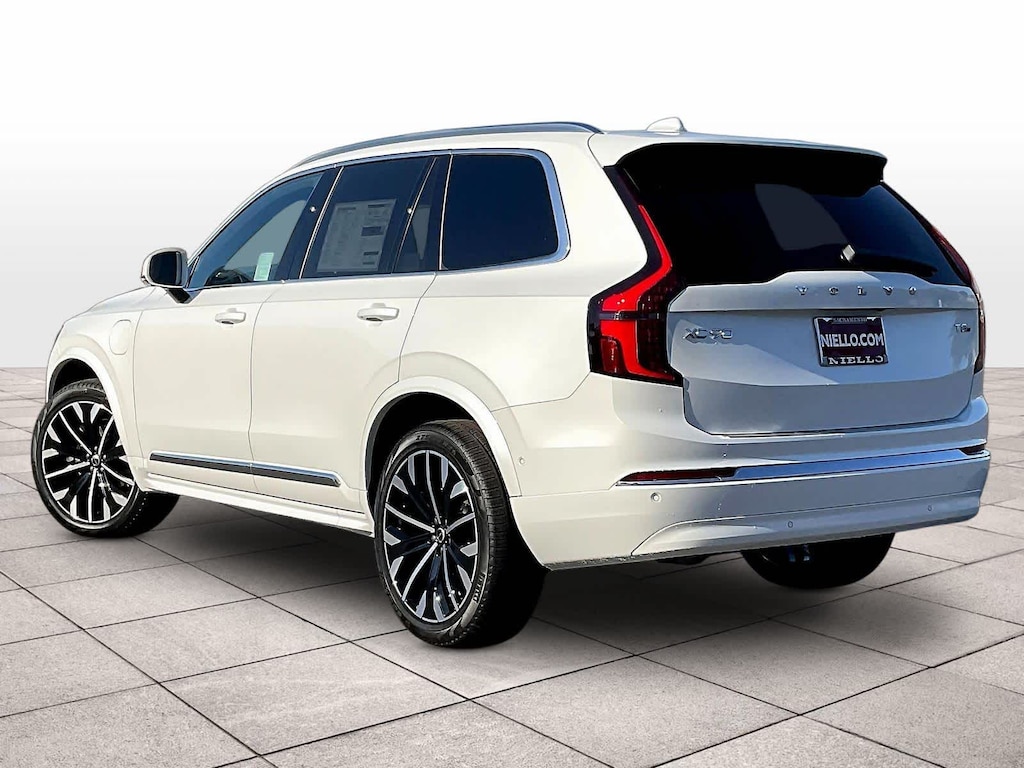 Certified 2026 Volvo XC90 Plug-In Hybrid Plus T8 AWD 7-Seater