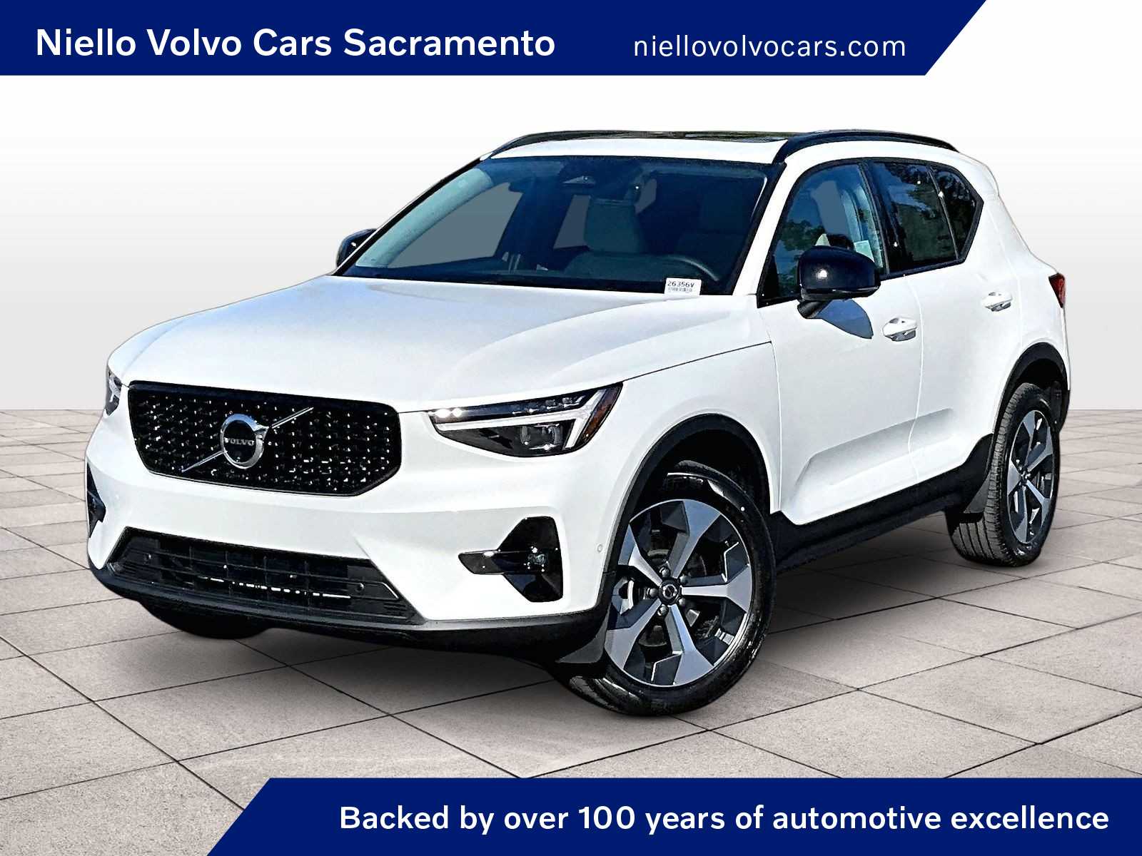 2026 Volvo XC40 B5 Plus AWD SUV