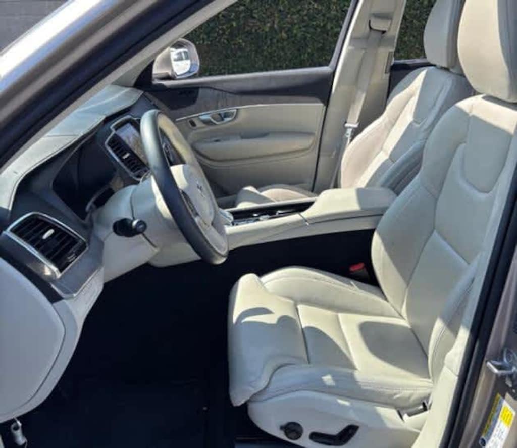 Used 2024 Volvo XC90 Recharge Plug-In Hybrid Ultimate Bright Theme T8 eAWD PHEV 7P