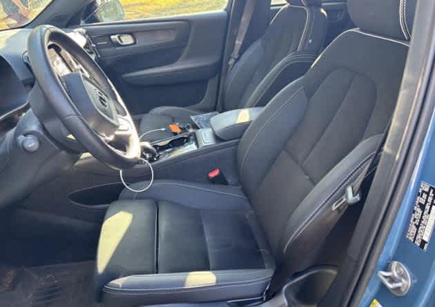 Used 2023 Volvo C40 Recharge Pure Electric Ultimate Twin eAWD