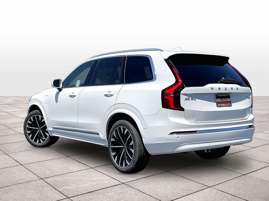 New 2026 Volvo XC90 plug-in hybrid T8 Ultra 7-Seater SUV