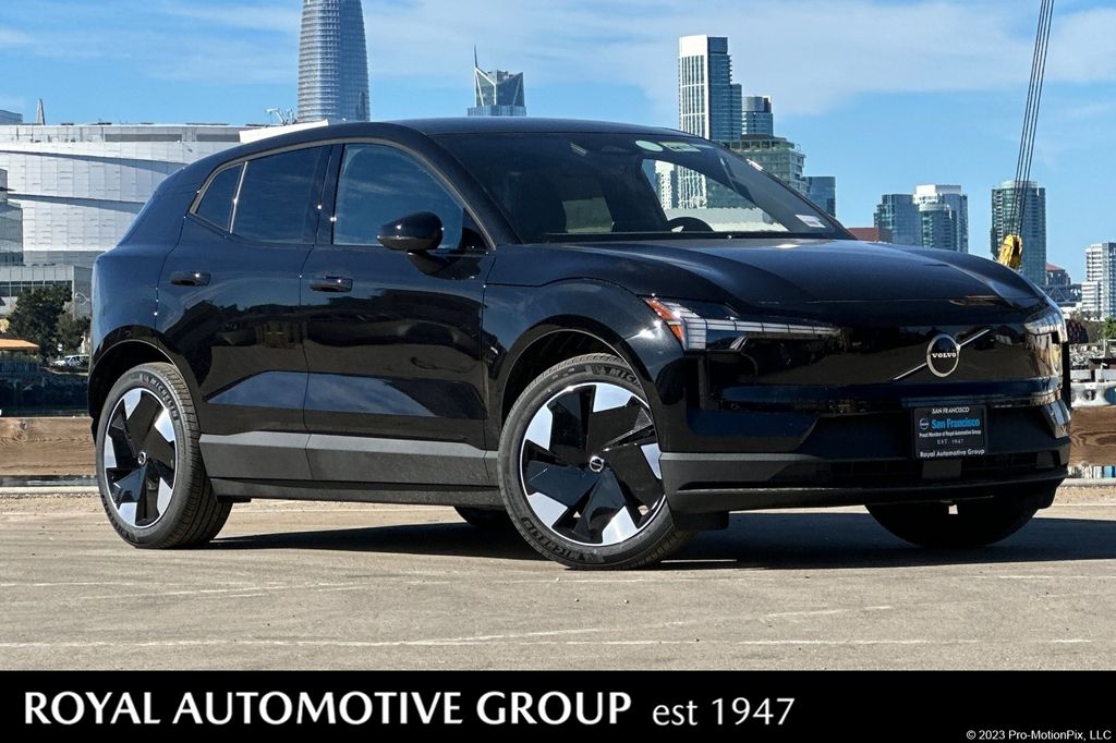 2026 Volvo EX30 Plus