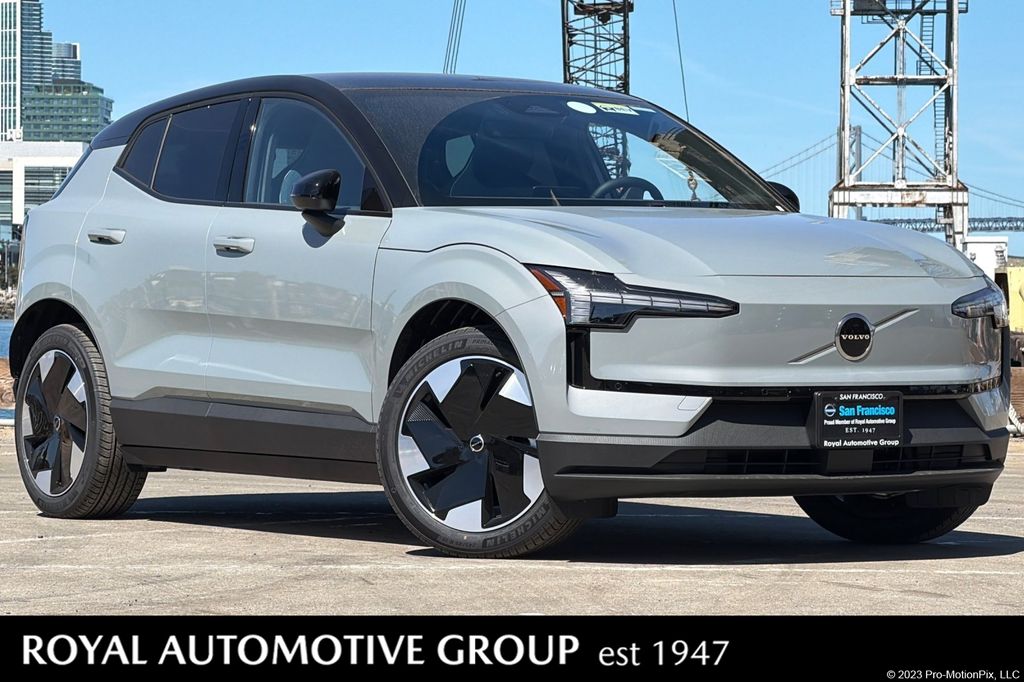 2026 Volvo EX30 Plus