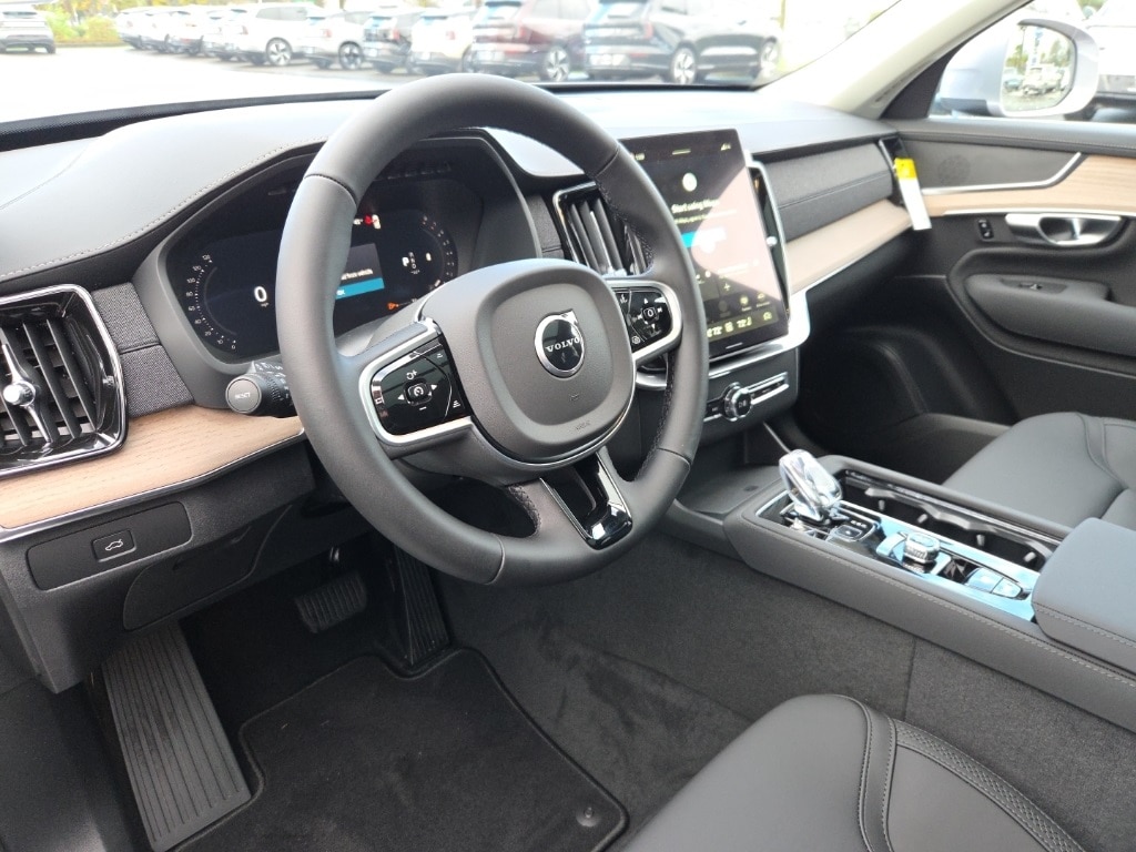 2026 Volvo XC90 Core - Photo 7