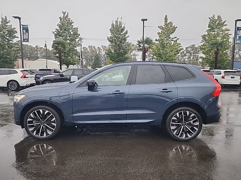 New 2027 Volvo XC60 plug-in hybrid T8 Ultra SUV