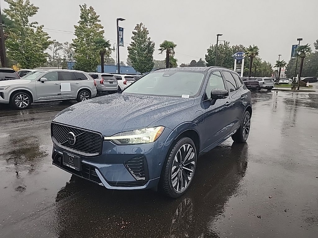 New 2027 Volvo XC60 plug-in hybrid T8 Ultra SUV
