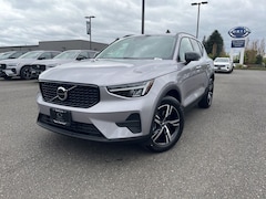 2026 Volvo XC40 B5 Core AWD SUV