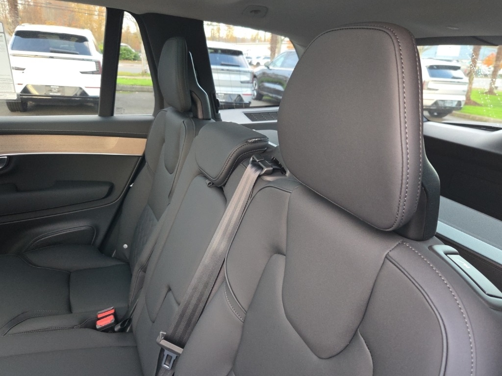 2026 Volvo XC90 Core - Photo 6