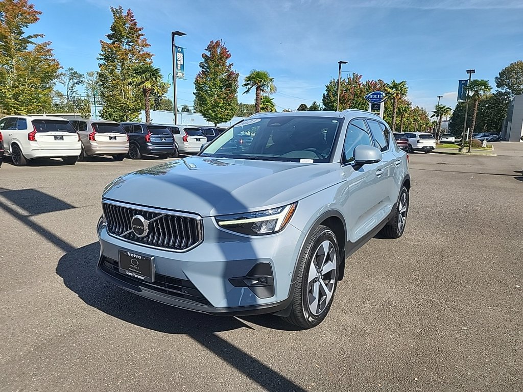 2023 Volvo XC40