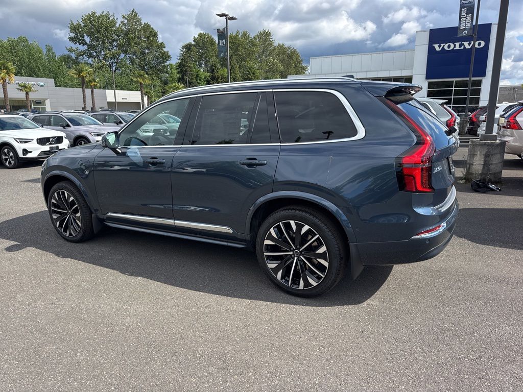 New 2026 Volvo XC90 plug-in hybrid T8 Plus 6-Seater SUV