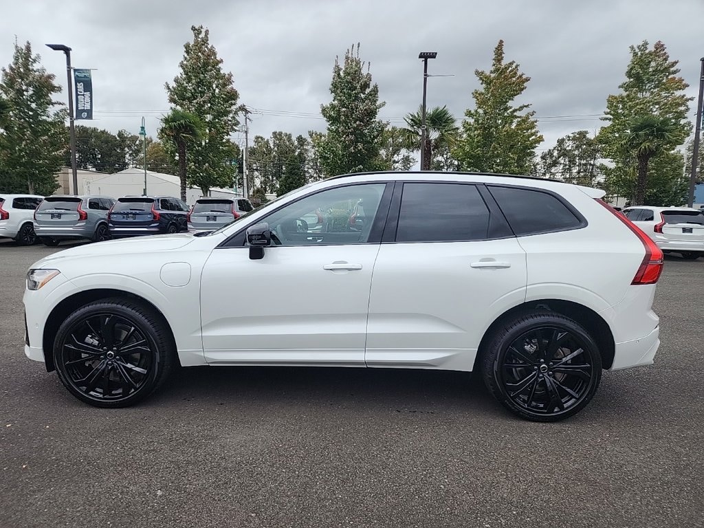 New 2027 Volvo XC60 plug-in hybrid T8 Ultra Black Edition SUV