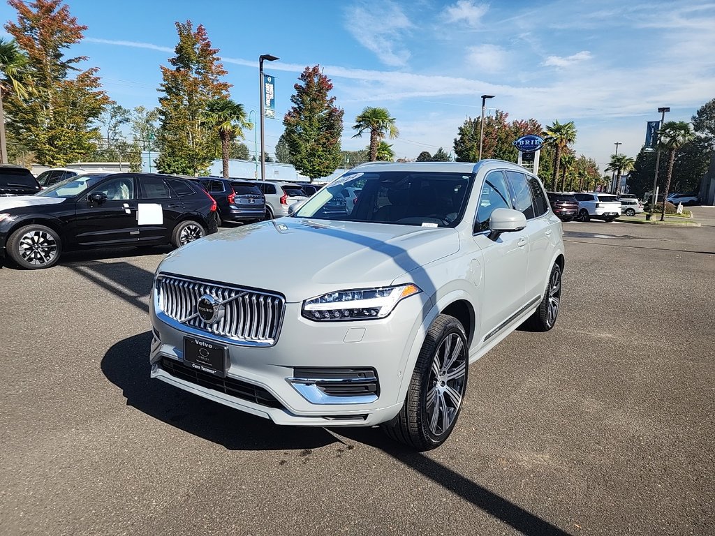 2024 Volvo XC90 Plus